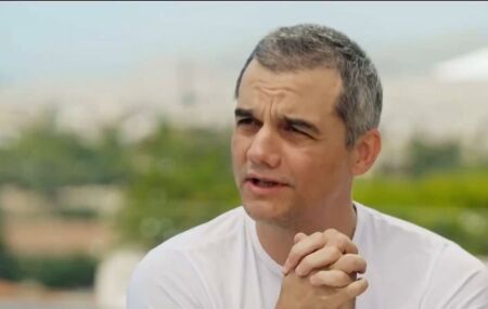 Wagner Moura chama esquerda identit&aacute;ria de facista em entrevista ao Pedro Bial