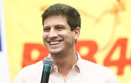 Jo&atilde;o Campos (PSB) vai iniciar campanha ao Governo de Pernambuco na madrugada doeste domingo (16)