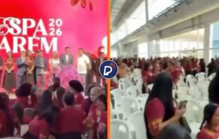 Fi&eacute;is deixam culto evang&eacute;lico ap&oacute;s candidato ao Senado Helder Barbalho subir ao palco para discursar