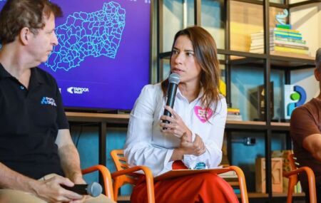 "Estamos prontos para fazer mais e melhor pelos pr&oacute;ximos quatro anos", destaca Raquel Lyra em sabatina 