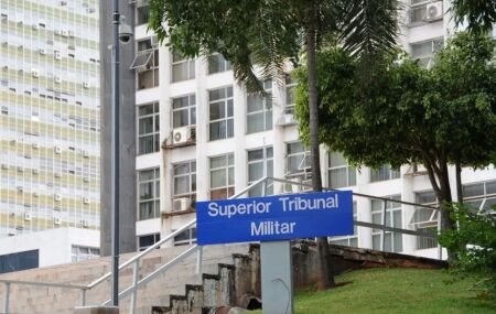 Tribunal condena militares da Marinha e civis por propinas e fraude em licita&ccedil;&otilde;es de base naval