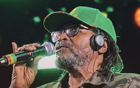 Cantor Edson Gomes