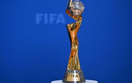 Trof&eacute;u da Copa do Mundo Feminina;
