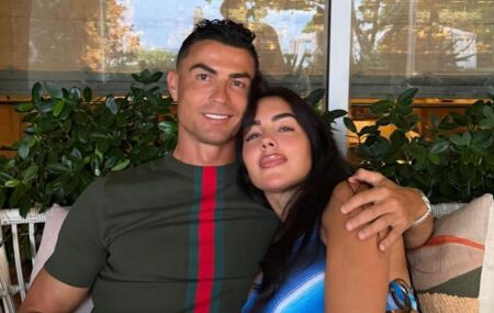 Cristiano Ronaldo e Georgina est&atilde;o juntos h&aacute; 10 anos.