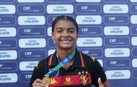Elissandra, do Sport, &eacute; convocada para Sele&ccedil;&atilde;o Brasileira Sub-15.