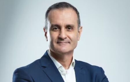 Escritor e coronel Rubens Pierrotti Junior.