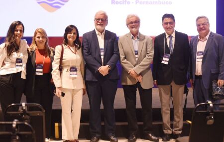 FMO marca presen&ccedil;a em congressos cient&iacute;ficos. 