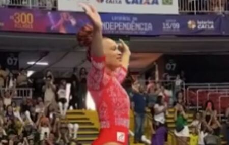 Rebeca Andrade em competi&ccedil;&atilde;o