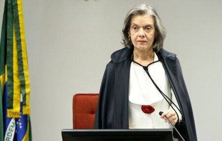 C&aacute;rmem L&uacute;cia, ministra do STF