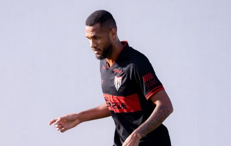 Gustavo Coutinho &eacute; o artilheiro do Atl&eacute;tico-GO na S&eacute;rie B.