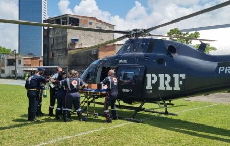 O paciente estava internado em uma Unidade de Pronto Atendimento (UPA) de Timba&uacute;ba e precisou ser levado com urg&ecirc;ncia para a capital pernambucana. 