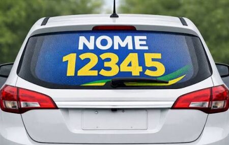 Carro adesivado para elei&ccedil;&otilde;es 