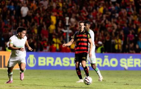Juan Alano deu duas assist&ecirc;ncias na vit&oacute;ria contra o Am&eacute;rica-MG.