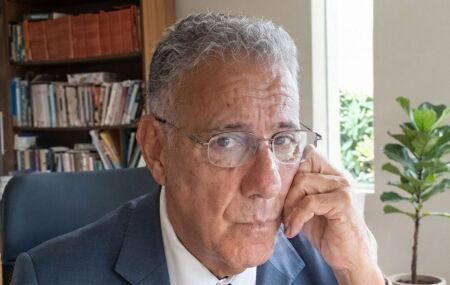 Juiz Olair Teixeira Oliveira Sampaio.