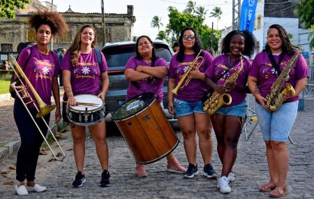 Cortejo das Mulheres abre programa&ccedil;&atilde;o do Agosto Lil&aacute;s em Olinda neste s&aacute;bado (1&ordm;)