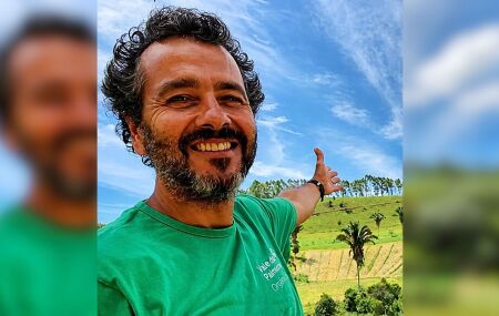 Ator Marcos Palmeira.