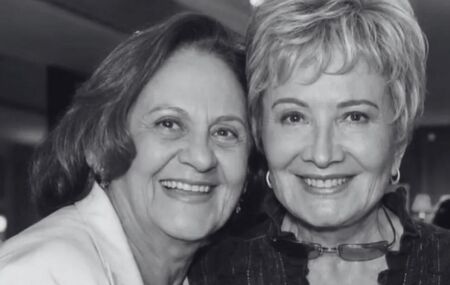 Laura Cardoso e Gl&oacute;ria Menezes. 
