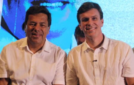 Mendon&ccedil;a Filho e Miguel Coelho.