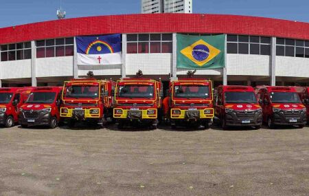 Novos ve&iacute;culos do Corpo de Bombeiros.