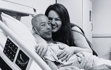 Pastor e cantor evang&eacute;lico, Marquinhos Menezes morreu nesta quinta (13).