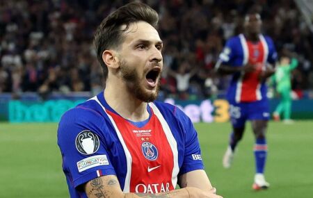 PSG campe&atilde;o da Supercopa da UEFA.