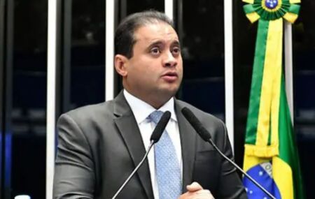 Senador Weverton Rocha.