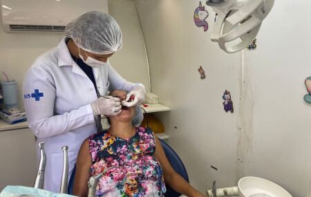 Cl&iacute;nica M&oacute;vel e do Odontom&oacute;vel. 