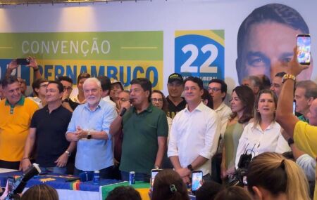 Mendon&ccedil;a Filho &eacute; oficializado pelo PL para disputar o Senado em Pernambuco