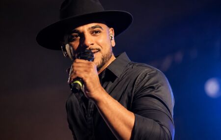 Cantor sertanejo Eduardo, da dupla com Derick, est&aacute; internado na UTI do Hospital das Cl&iacute;nicas, em Goi&acirc;nia.
