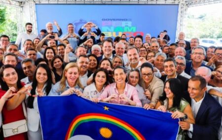 Governadora Raquel Lyra com Prefeitos 
