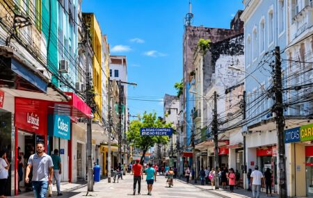 Rua da Imperatriz no Recife ter&aacute; circula&ccedil;&atilde;o de carros novamente a partir de setembro