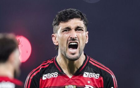 Arrascaeta &eacute; d&uacute;vida para sequ&ecirc;ncia decisiva do Flamengo.
