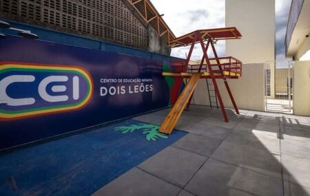 Centro de Educa&ccedil;&atilde;o Infantil (CEI) Dois Le&otilde;es, em Pombos.