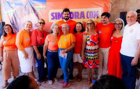 C&eacute;sar Ramos durante campanha em Igarassu.