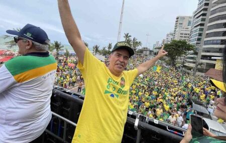 Coronel Feitosa em ato.
