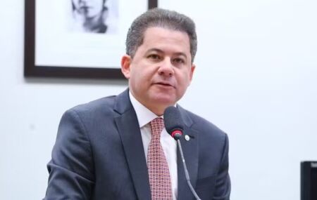Deputado Cezinha de Madureira.