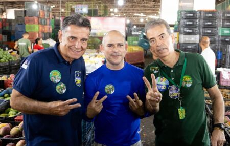 Coronel Feitosa e Coronel Meira cumprem agenda de campanha no Ceasa, no Recife.