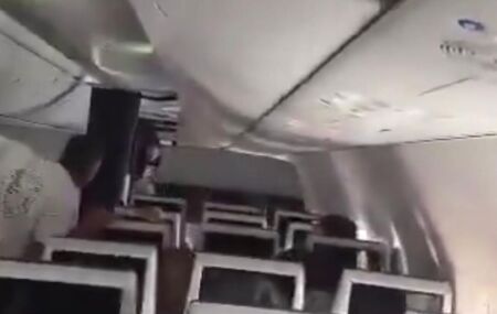 Autoridades israelenses dizem que copiloto esfaqueou piloto em voo da Flydubai investigado por poss&iacute;vel ataque.