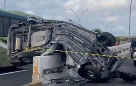 O condutor trabalhava realizando entregas de produtos de higiene pessoal e teria sido abordado por criminosos na BR-101, nas proximidades da Central de Abastecimento de Pernambuco.