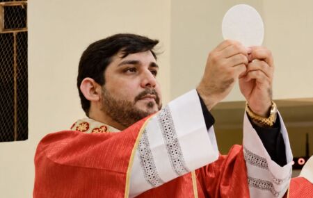 Padre cearense Felipe Calisto Igreja de Santo Ant&ocirc;nio, em Caridade, no interior do Cear&aacute;.