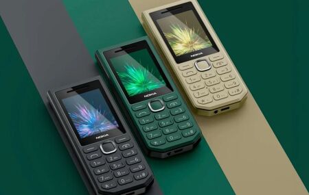 Nokia 300 Charge.