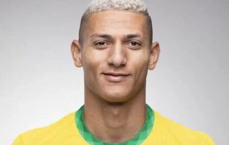 Richarlison recebe t&iacute;tulo de Cidad&atilde;o Paraibano.