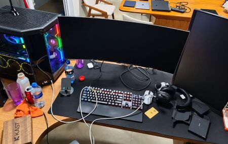 Opera&ccedil;&atilde;o busca desarticular grupo suspeito de vender dados sigilosos.