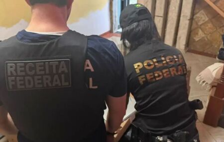 Pol&iacute;cia Federal deflagra Opera&ccedil;&atilde;o Tegmen contra esquema de entrada ilegal de eletr&ocirc;nicos no Brasil.