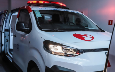 Novas ambul&acirc;ncias entregues pelo governo do estado