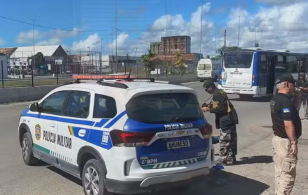 Homem &eacute; morto a tiros na BR-101, em Jaboat&atilde;o, enquanto seguia para o trabalho