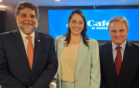 Simepe amplia di&aacute;logo institucional em encontro com vice-presidente do TST