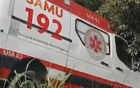 Ambul&acirc;ncia do Servi&ccedil;o de Atendimento M&oacute;vel de Urg&ecirc;ncia (Samu).