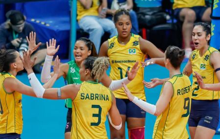 Time do v&ocirc;lei feminino. 