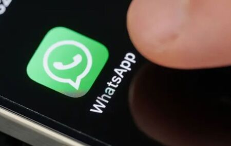 WhatsApp.